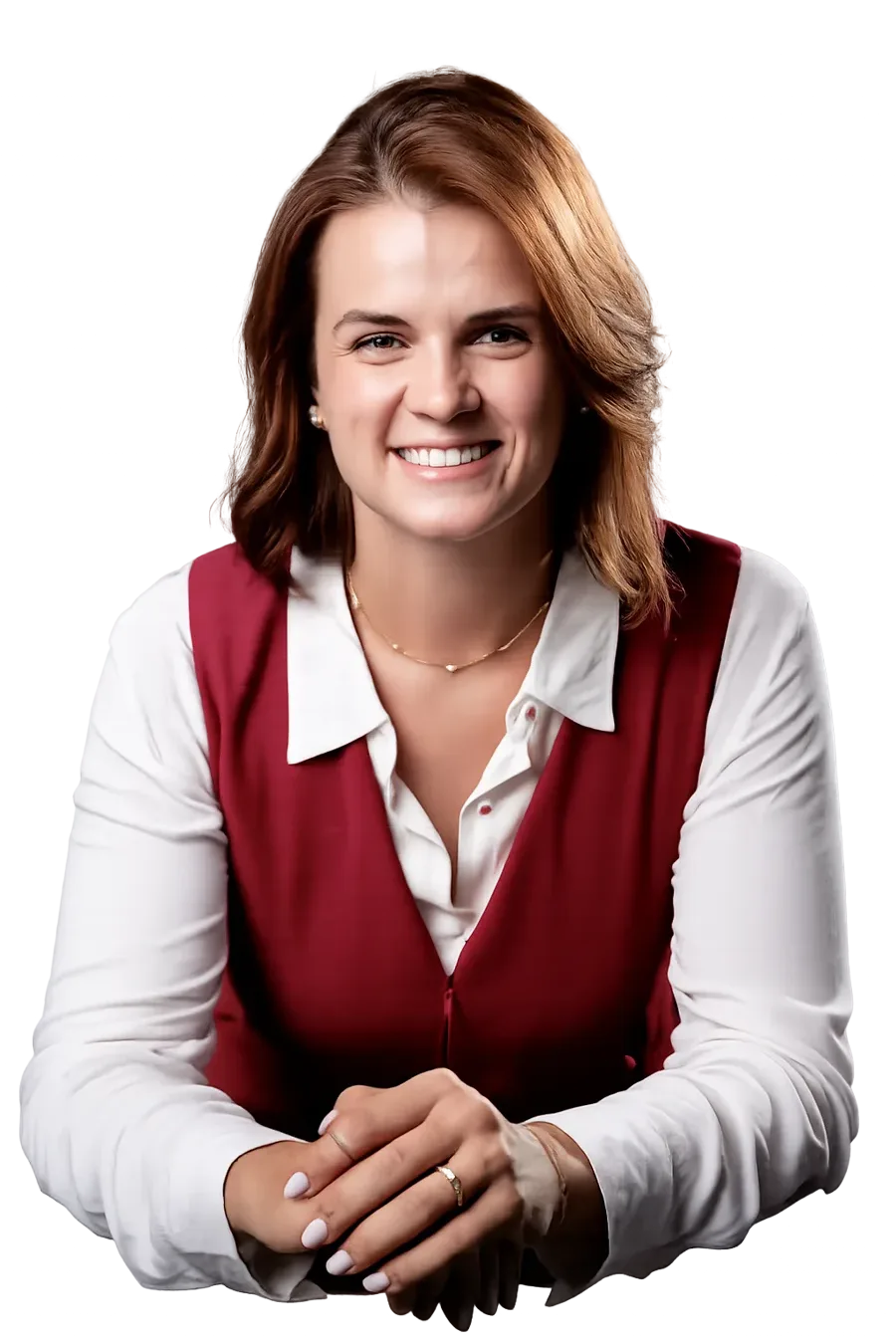 Letícia Carvalho Chiaparin, consultora SEO, sorrindo em retrato profissional